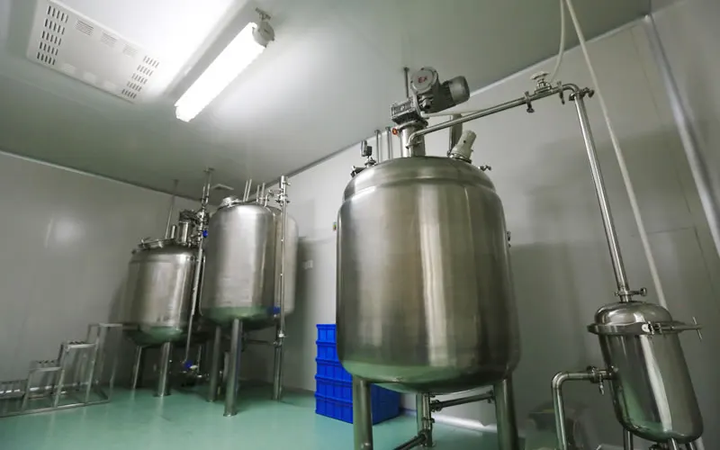 Solution Storage Tank